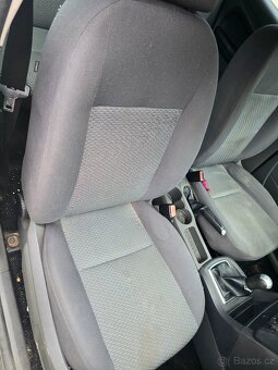 Prodám náhradní díly Ford Focus - 6