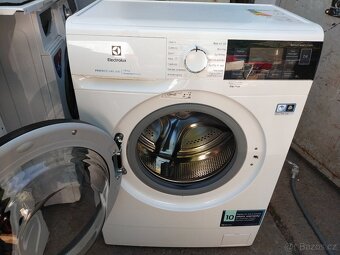 Prodám plně funkční slím pračku zn.Electrolux--6 kg--DOVEZU- - 6