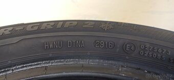 Semperit 165/60 R15 77T 1x5-6mm; 1x4-5mm - 6