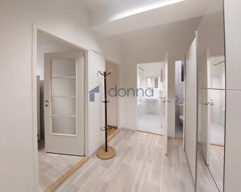 Pronájem bytu 2+kk, 62m2, 6. p., ul. Sokolovská, Praha 8 - K - 6