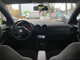 Seat Ibiza 6L 1,4 16V 63kw černá 5-dveř - 6