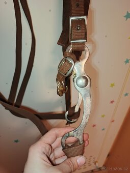 Uzdečky,helma a další věci - 6