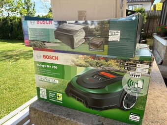 Roboticka sekačka Bosch Indego M+ 700 - 6