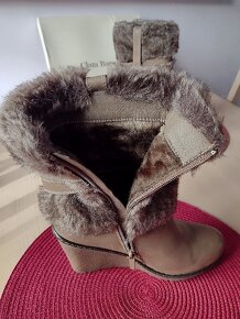 Prodám dámské kozačky s kožešinou, vel. 40 - 6
