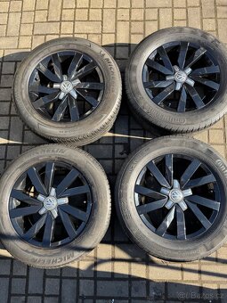 ORIGINÁL Alu Volkswagen ARAGON R16, 5x112 - TOP STAV, LETNÍ - 6