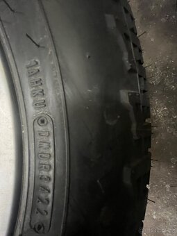 Pneu 235/60 R16 - 6