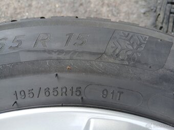 Prodám sadu ALU kol Enzo 195/65R15 zimní - 6