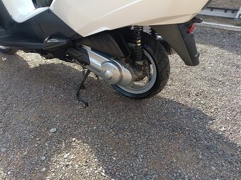Peugeot satelis 125 cz doklady v ceně - 6