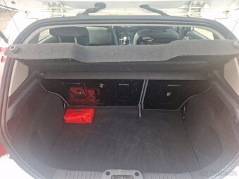 Ford fiesta 1.25 - 6
