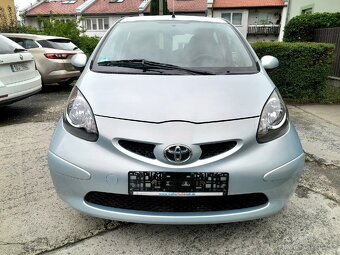 Toyota Aygo 1.0i 50kW rok 2009 naj.183tis. NOVÁ STK - 6
