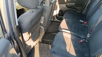 Honda FR-V 2.0 110 KW - 6