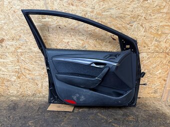 KOMPLETNĚ NASTROJENÉ LEVÉ PŘEDNÍ DVEŘE HYUNDAI I40 UB6 - 6