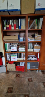 Obyčejné i luxusní skříně. - 6