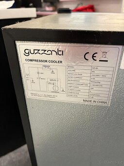 Lednice s prosklenými dveřmi / vinotéka - 6