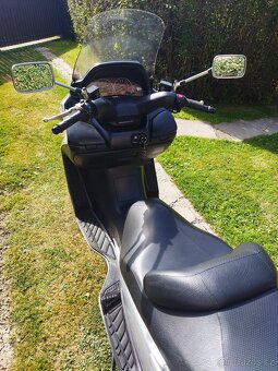 Burgman 400 - 6