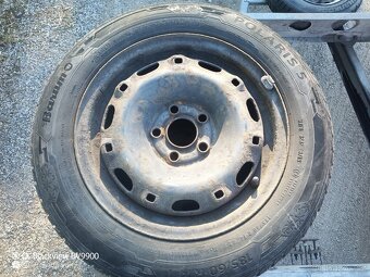 Zimní Pneumatiky Barum 185/60 R14 na disku Fabia 5x100. - 6