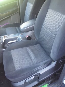 Prodám Ford C Max 1, 8 TDCI Ghia r.2010 - 6