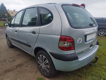 Renault Scenic 1.6i 16V - 6