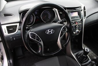Hyundai i30 1.6i 88kW 56.000KM 1.MAJ. ČR (2016) - 6