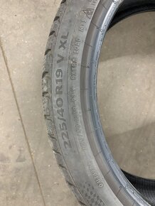Pneu 225/40 r19 zimní Continental - 6
