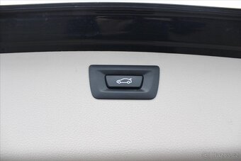 BMW Řada 3 320d 120kW LED PANORAMA (2015) - 6
