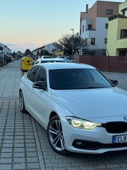 BMW 330e 2016 - 6
