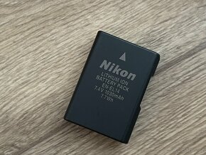Nikon d3200 + vybavení - 6