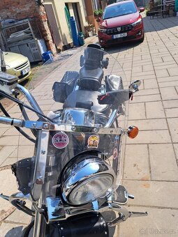 Suzuki Intruder Volusia 800 - 6