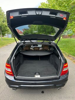 Mercedes Benz c-class c300 - 6