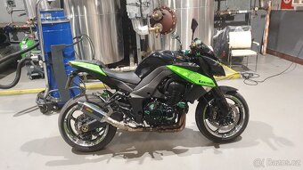 Kawasaki Z1000 2011 - 6