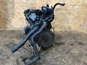 KOMPLETNÍ MOTOR 1.4 44KW AUD - 6
