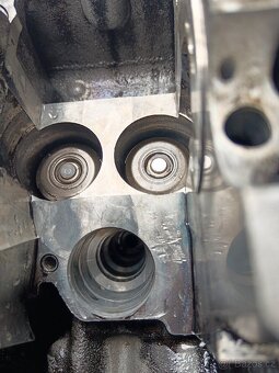 Hlava vw T5 2.5 tdi BNZ BPC - 6