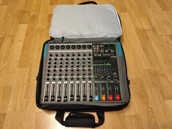 Prodám mixpult 8 Channel+ 4ks bezdrátové mikrofóny UHF - 6