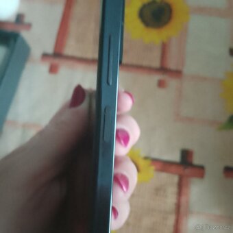 Mobilní telefon - 6