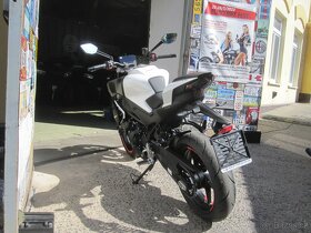 CFMOTO 450NK - bílá - 6