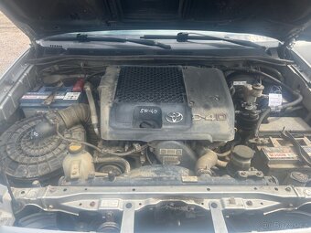 TOYOTA HI-lux 4x4 Diesel - 6
