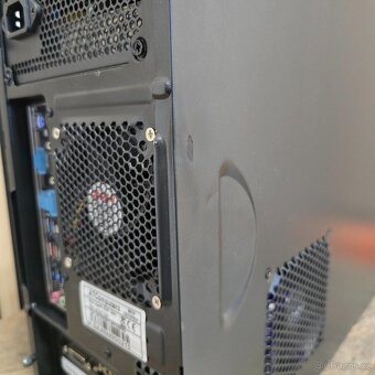160) PC - R3 2200G/ 16GB / RX 580 8GB / 250GB SSD+1TB HDD - 6