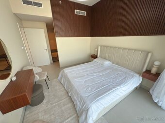 Luxusní apartmán s výhledem na vodu a park – Dubai Creek Har - 6