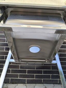 Nerezový dřezový stůl 60x60x85, s policí, šroubovaný - 6