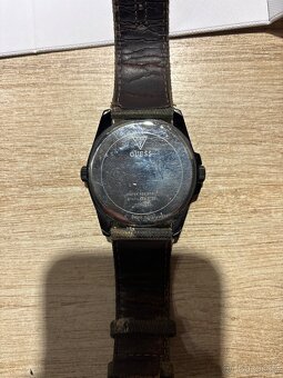 Hodinky GUESS pánské a dámské - 6