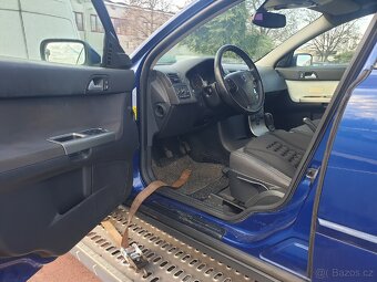 Volvo V50 - Nahradni Dily - 6