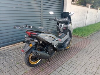Skútr Yuki YMax 125 - 6