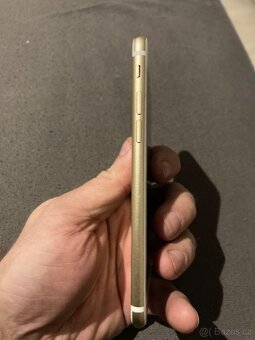 Apple iPhone 7Gold 32gb,1.Majitel - 6