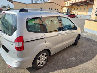 Ford Tourneo Courier - 6