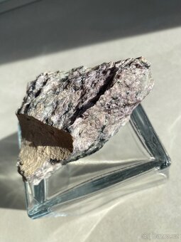 Čaroit, 278g - 6