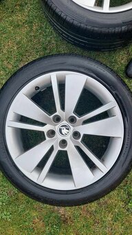Sada disků Škoda Superb III R18 235/45 - 6