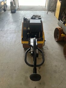 Vibrační válec Bomag BW65 H - 6