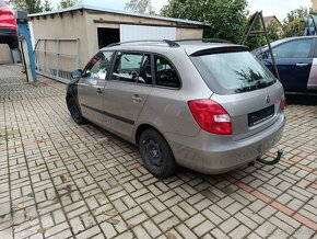 Škoda fabia 2 combi 1.2 HTP 51 kw - 6