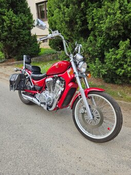 Suzuki Intruder VS 800 GL - 6