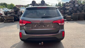 335. Kia Sorento 2.2 D4HB manuál Na náhradní díly - 6